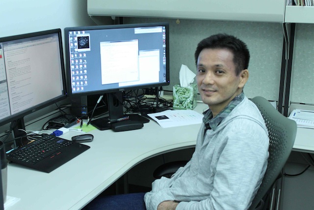 Photo of Ryota Homma at the office