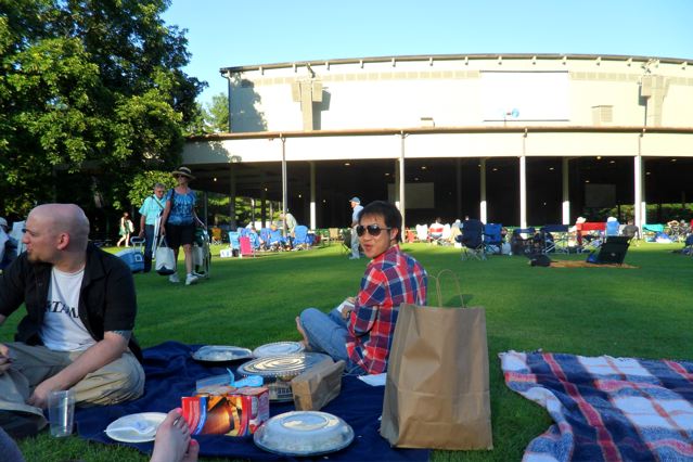 File:Peyton tanglewood 1163.jpg